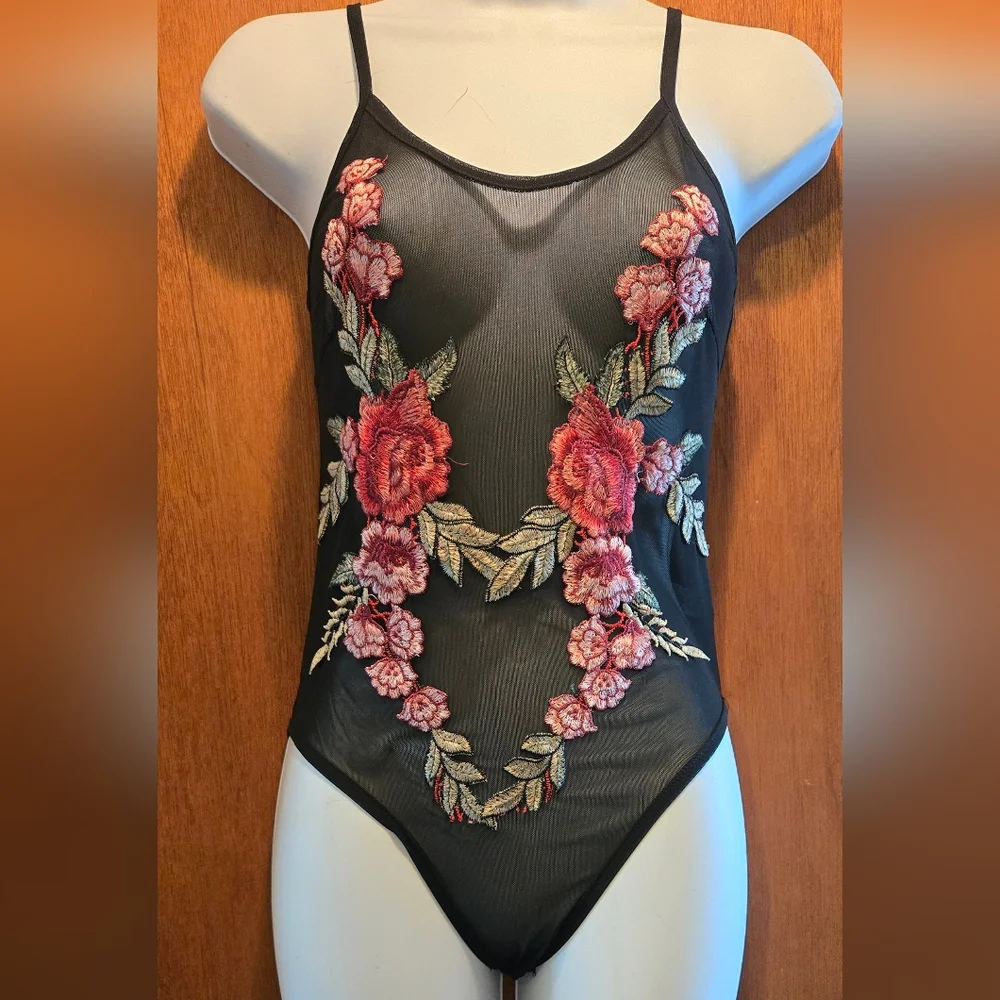 Free People Floral Embroidered Black Bodysuit SzXL/M - Picture 3 of 7